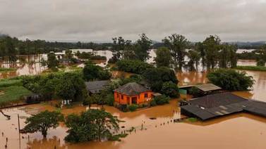 Tragedia en Brasil: Inundaciones y deslizamientos dejan decenas de muertos y desaparecidos