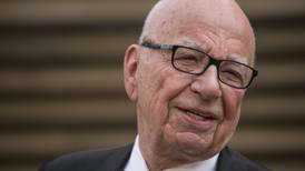 Rupert Murdoch dejará de ser presidente de Fox
