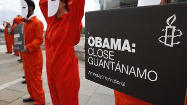 Barack Obama elige a abogado para que cierre Guantánamo