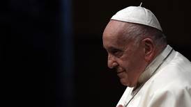 Papa Francisco destituye a obispo conservador estadounidense muy crítico de su pontificado