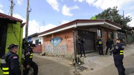 Guerra narco aleja a niños de escuela en barrio alajuelense