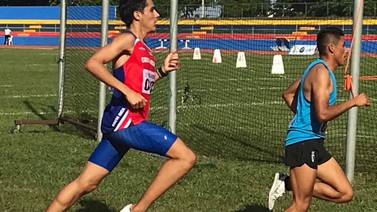 Atleta Juan Diego Castro debuta en Centroamericanos con medalla de plata