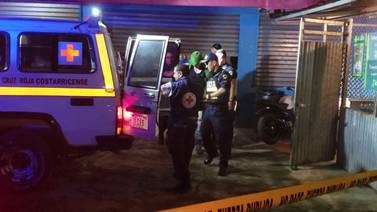 Clientes detienen a asaltante de supermercado en Río Cuarto luego de que disparó a hombre que lo enfrentó 