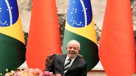 Inácio Lula da Silva continúa su lucha de bandera blanca en Ucrania, esta vez con ayuda de China y Emiratos 