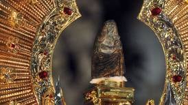 La historia de la Virgen de los Ángeles (más allá de La Negrita)