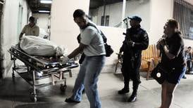 Militares y policías asumen el   control de cárceles en Honduras