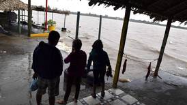 Huracán Katia deja dos muertos en su paso por Veracruz, México