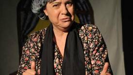 Eugenia Fuscaldo lleva su   <em>Cruz de olvido</em>  al Teatro Urbano