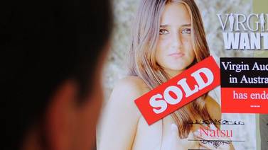 Joven brasileña vende su virginidad como parte de un documental