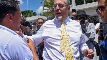 Fiscalía de Guatemala pedirá quitar inmunidad al presidente electo Bernardo Arévalo