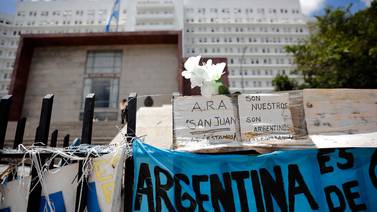 Paradero de submarino sigue siendo un misterio en Argentina