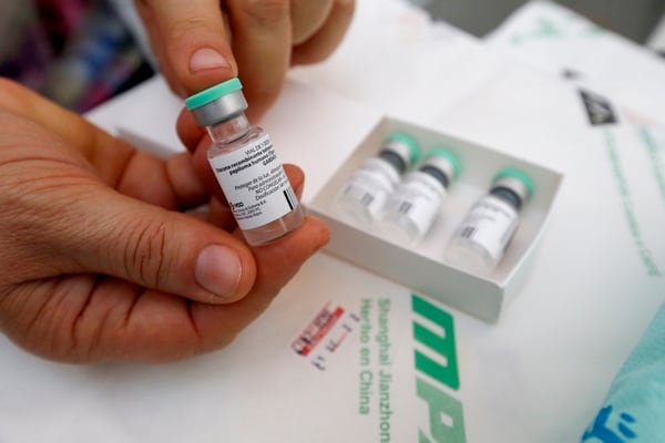 En Costa Rica, la vacuna contra el virus del papiloma humano se coloca a niÃ±as de diez aÃ±os. / FotografÃ­a: John DurÃ¡n