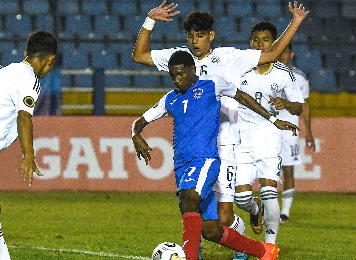 El defensor Andry Naranjo (6) fue parte de la Selección de Costa Rica que participó en el premundial Sub17, que se realizó en Guatemala. La Nacional no pudo clasificar. 

