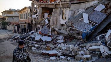 Arabia Saudita depositará $5.000 millones en banco central de Turquía tras terremoto