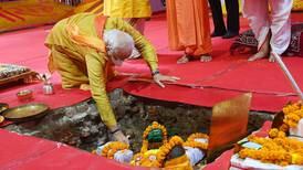 Gobierno de India impulsa construcción de templo para reforzar nacionalismo hindú