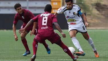 Ocho equipos sueñan con relevar a AS Puma en la Primera División