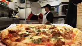 Pizzería napolitana en San José es la ‘Madre’: por su larga fermentación, bajo precio y exquisito sabor 