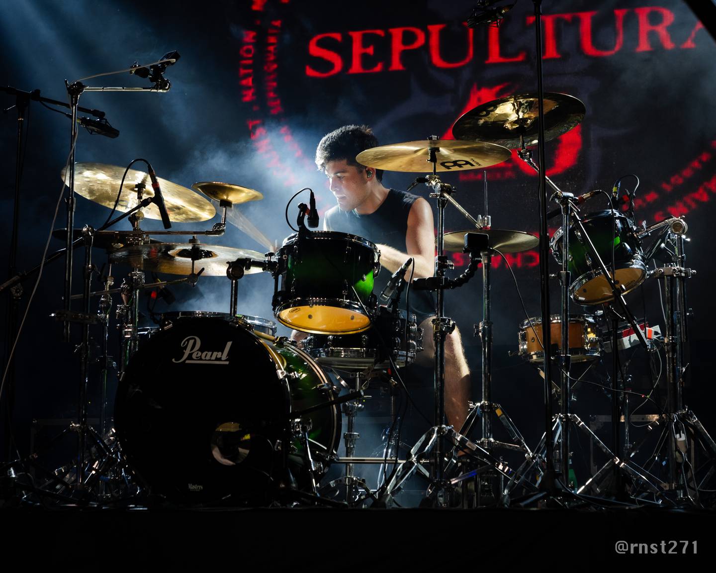 El baterista Greyson Nekrutman tiene 21 años de edad; su ingreso a Sepultura
fue en febrero de este año.  FOTO: Ernesto Santamaría