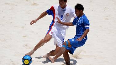 Costa Rica sorprendió a los favoritos y pelearán el pase al Mundial de Futbol Playa