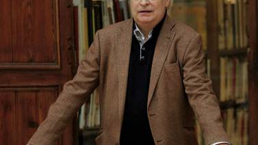 El español Enrique Vila-Matas ganó el premio de la Feria del Libro de Guadalajara