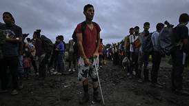 Migrantes en riesgo: HRW denuncia abandono de Panamá y Colombia en el Darién