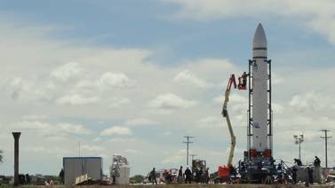 Argentina da nuevo impulso a proyecto espacial para lanzamiento de satélites