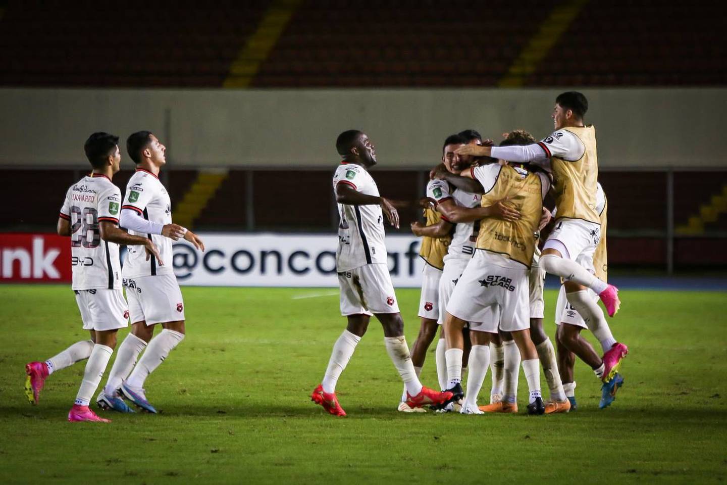 Duelo de líderes del torneo apertura del fútbol panameño terminó sin goles