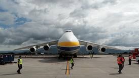 El Antonov An-124 volvió a Costa Rica en auxilio de un avión varado en tierra