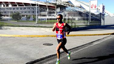  César Lizano y Gabriela Traña correrán en el Mundial de media maratón