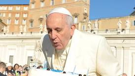 Pastel y tangos en cumpleaños del papa Francisco 