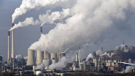 Planeta está lejos de bajar producción de carbón, petróleo y gas para cumplir metas del Acuerdo París