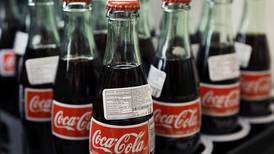 Ganancias de la Coca-Cola caen poco más del 40 % en el tercer trimestre