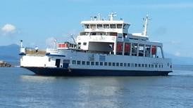 Servicio de ferry entre Puntarenas y Playa Naranjo está suspendido