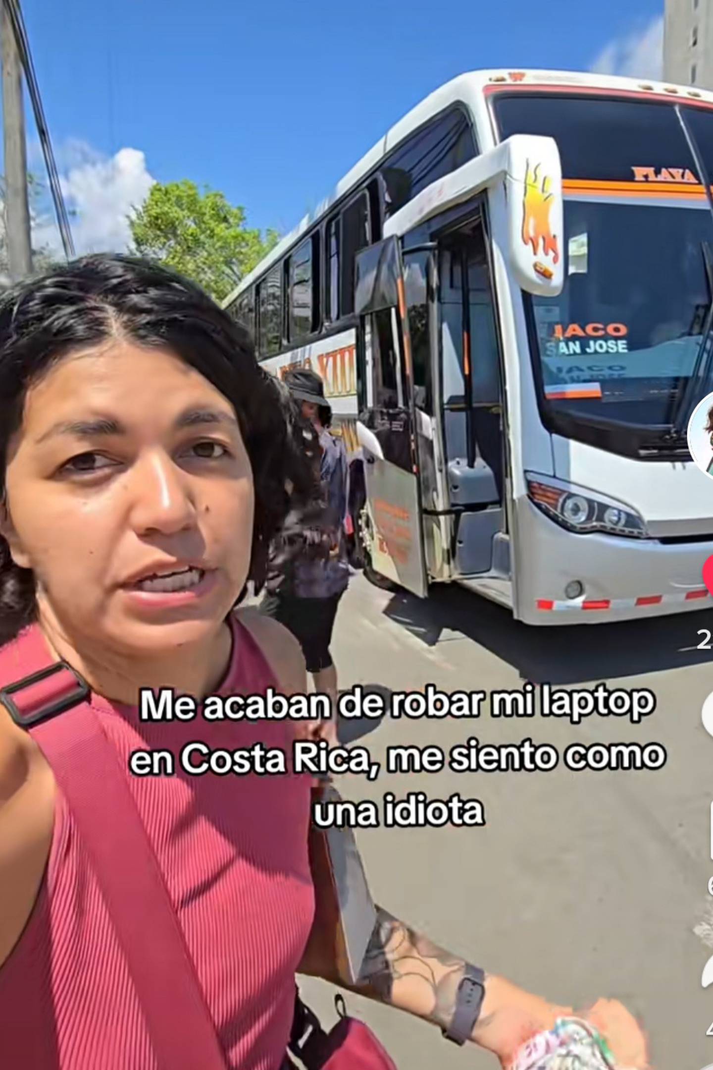 Natasha, de hola, yo soy Natasha, robo en Costa Rica Jacó