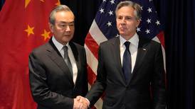 Canciller chino advierte sobre deterioro en relaciones con EE. UU.