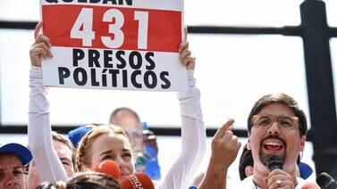 Venezuela critica a canciller chileno por apoyar a la esposa de Leopoldo López