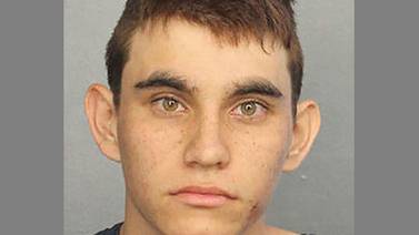 Joven que atacó escuela en Florida es acusado por 17 asesinatos con premeditación