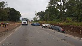 Director de colegio en Talamanca fallece en violento choque de seis vehículos en Guácimo