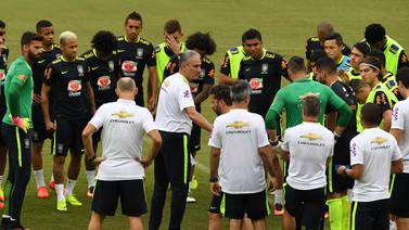 Brasil probará su repunte ante una Colombia que reta a la historia 