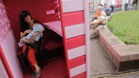 Municipalidad de San José habilita casetas para dar de mamar en sitios públicos