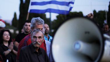 PIB de Grecia se hunde un 6,9% anual en el tercer trimestre