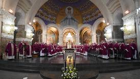 Obispos franceses reconocen ‘responsabilidad’ de Iglesia en miles de casos de pederastia