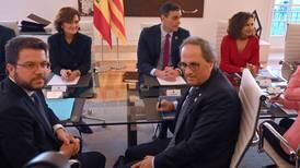 Pedro Sánchez inicia negociación con independentistas de Cataluña