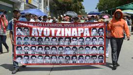 
Ordenan nueva investigación sobre 43 estudiantes desaparecidos en México