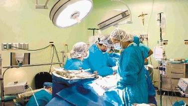Enfermera denuncia salida     de equipo de CCSS a hospital privado