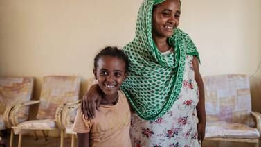 Final feliz para una refugiada etíope separada de su hija durante un mes