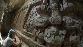 Descubren espectacular friso  de los antiguos mayas