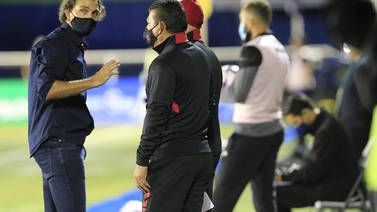 Geiner Segura recomendó al futbolista que desde febrero llamó la atención de Alajuelense 