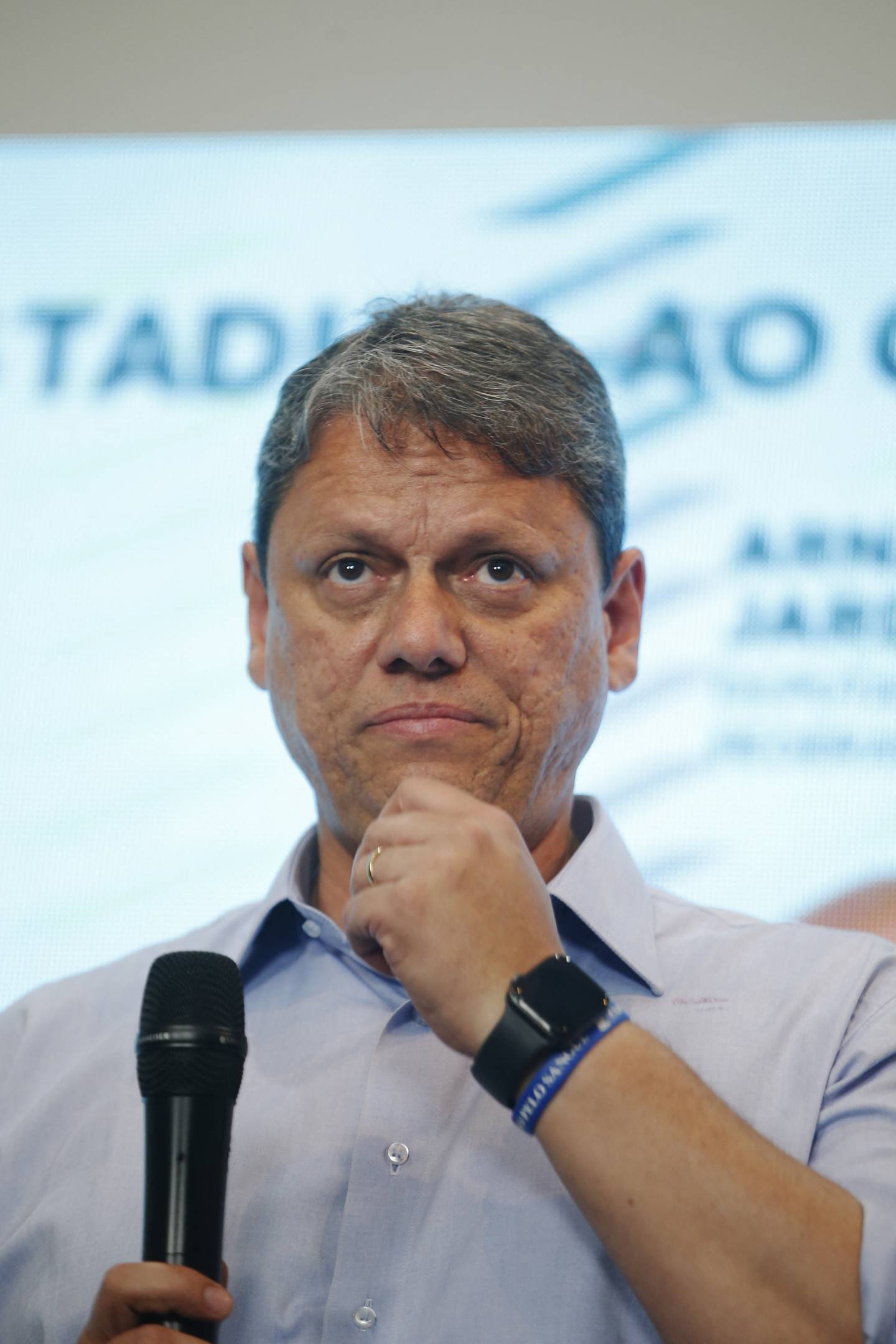 El gobernador de Sao Paulo, Tarcisio de Freitas, defendió la operación policial, afirmando que está 'tranquilo' con lo que se está haciendo y desestimó las críticas, incluso frente a instancias internacionales como la ONU.