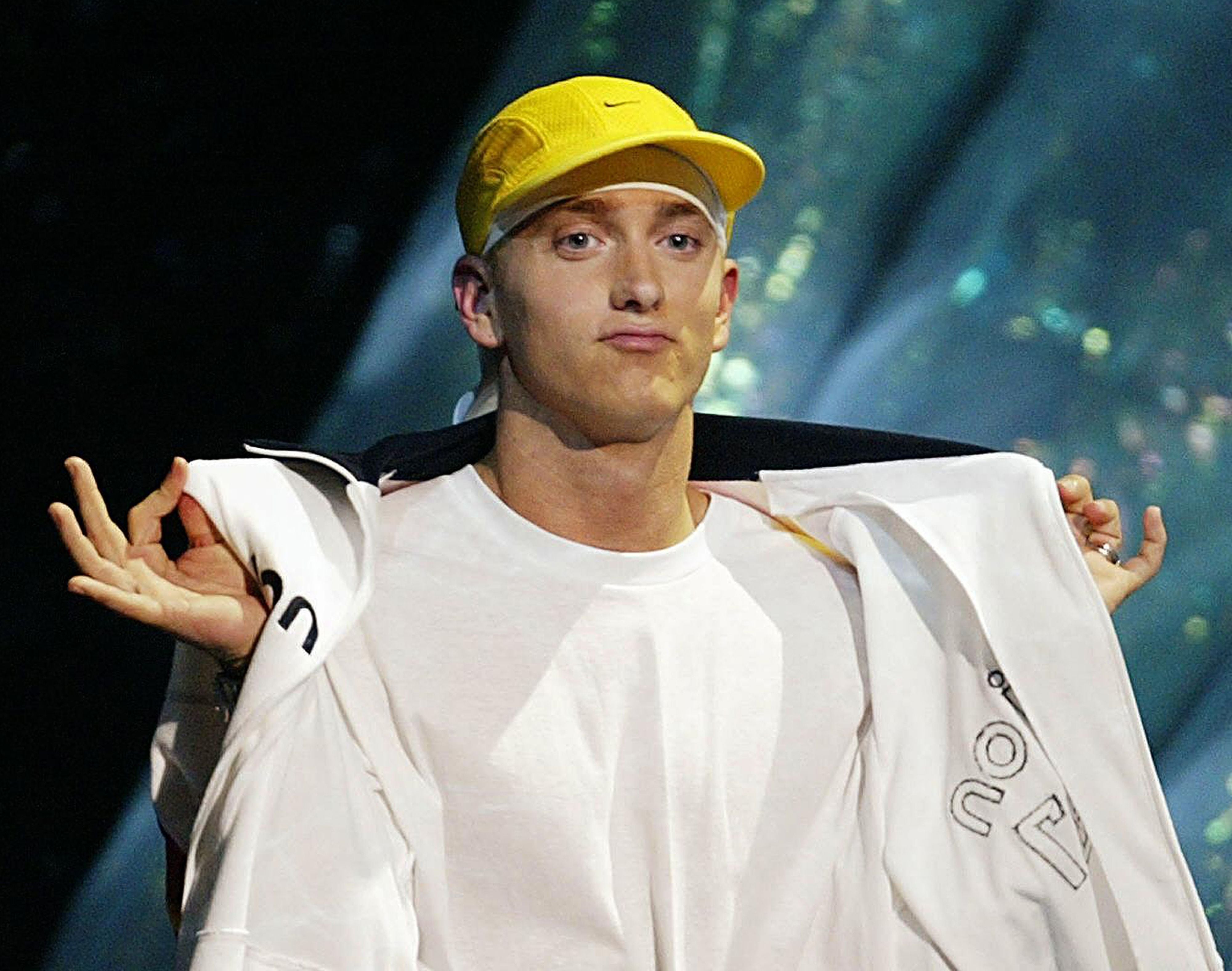 El rapero Eminem terminó de consolidar su carrera artística con la producción del filme '8 Mile', cuya banda sonora incluyó el tema 'Lose Yourself'.
